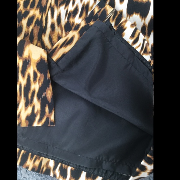 Worthington Size 10 Leopard Print Mini Skirt - Picture 5 of 8